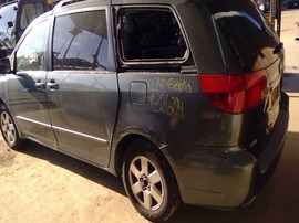 2004 TOYOTA SIENNA, GREEN, XLE MODEL, 3.3L, AT.  Z26294